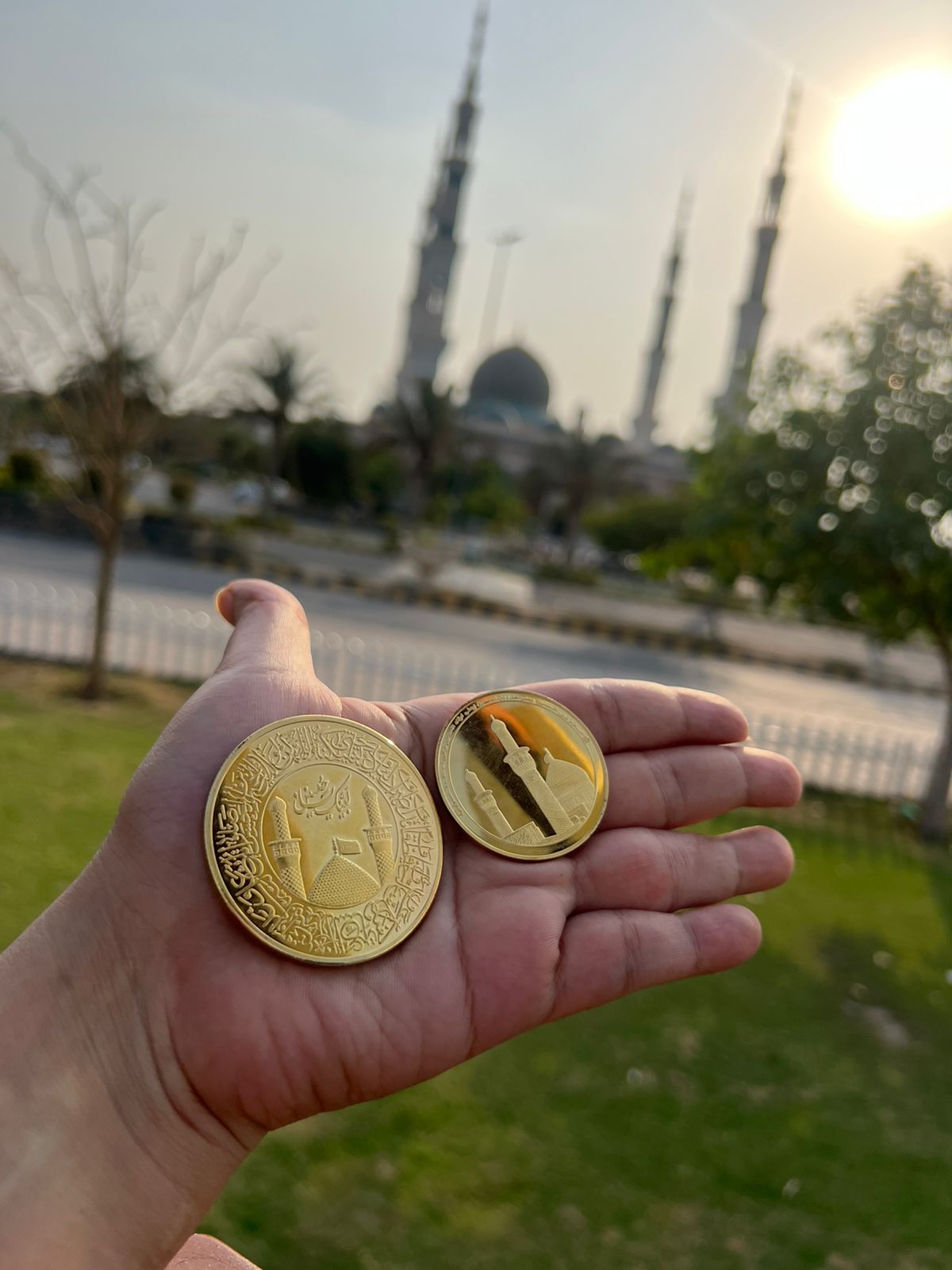 Imam Zamin - Gold plated Coin - Muqadas Tabarkat
